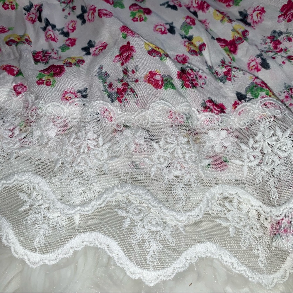 NWOT Free People Floral Shorts With Scalloped Hem Lace - Picture 4 of 10